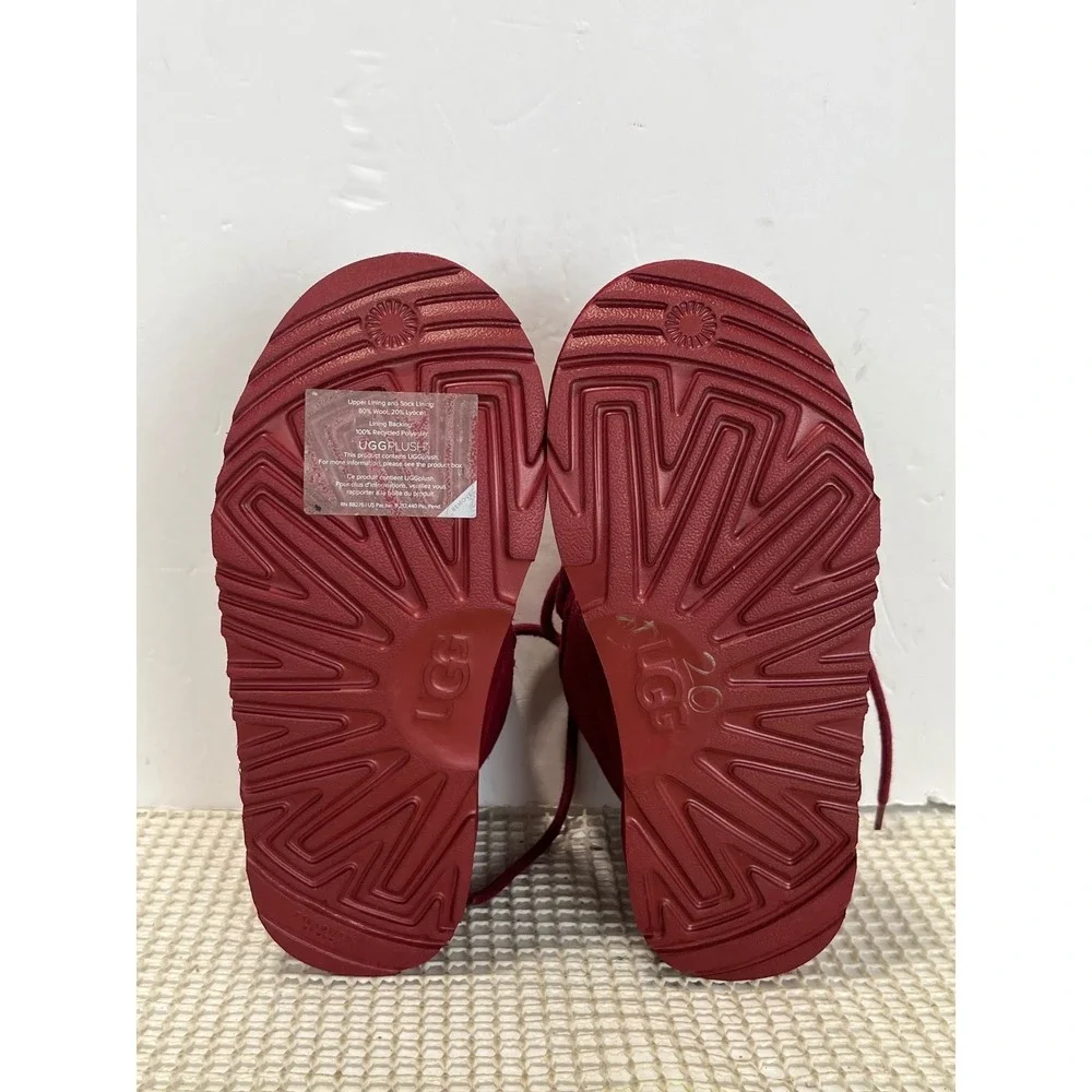 UGG Neumel‎ Graphic Samba Lace Up Boots Kids Size 4 Red Suede 1129054K EUC